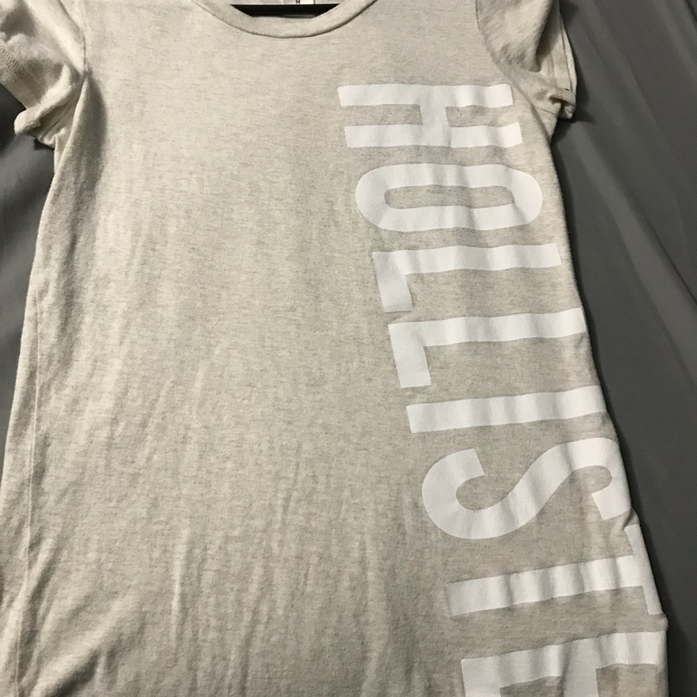 Hollister Tee